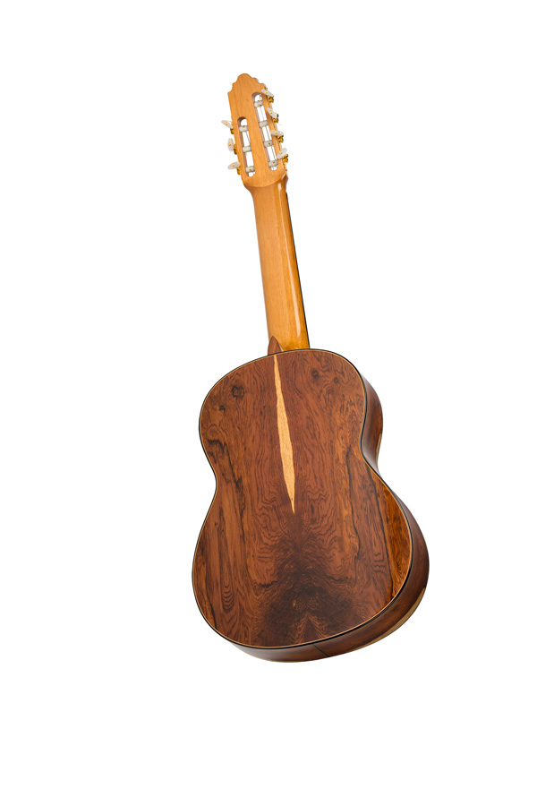 エクセレンシア