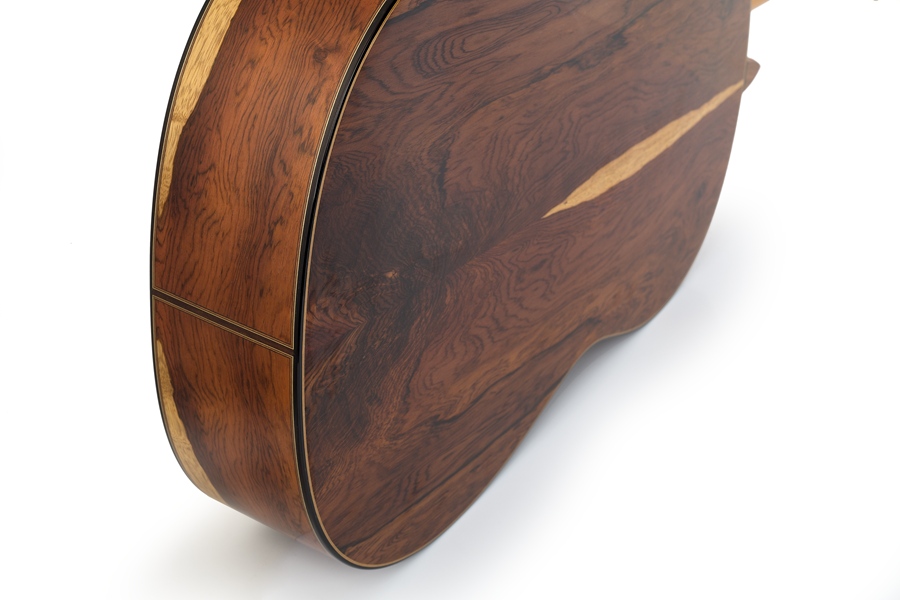 エクセレンシア